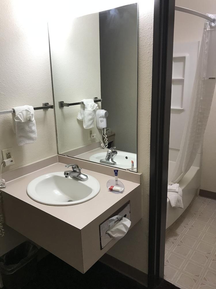 Quality Inn Albuquerque East I-40 Juan Tabo Exit Exteriér fotografie
