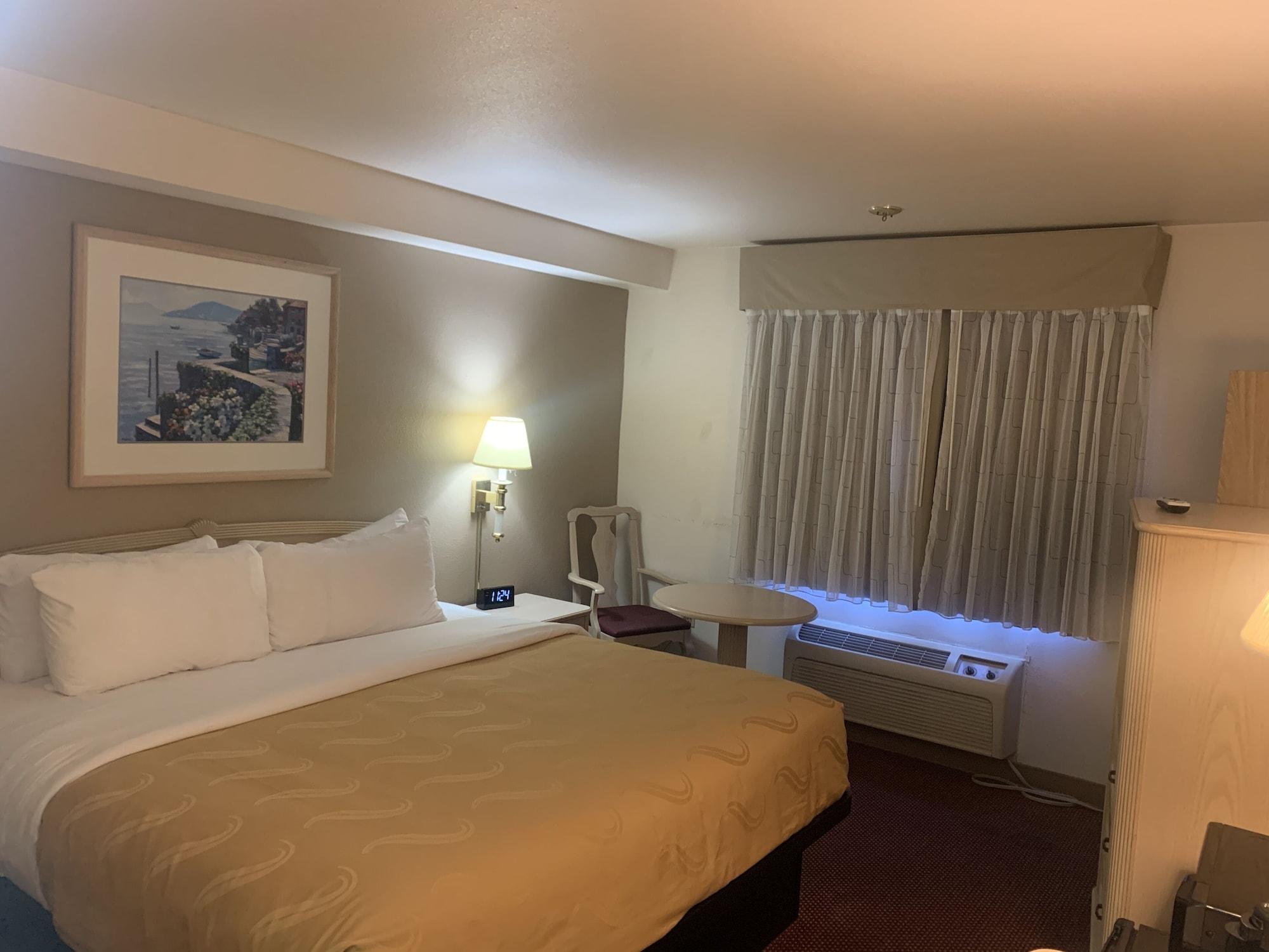 Quality Inn Albuquerque East I-40 Juan Tabo Exit Exteriér fotografie