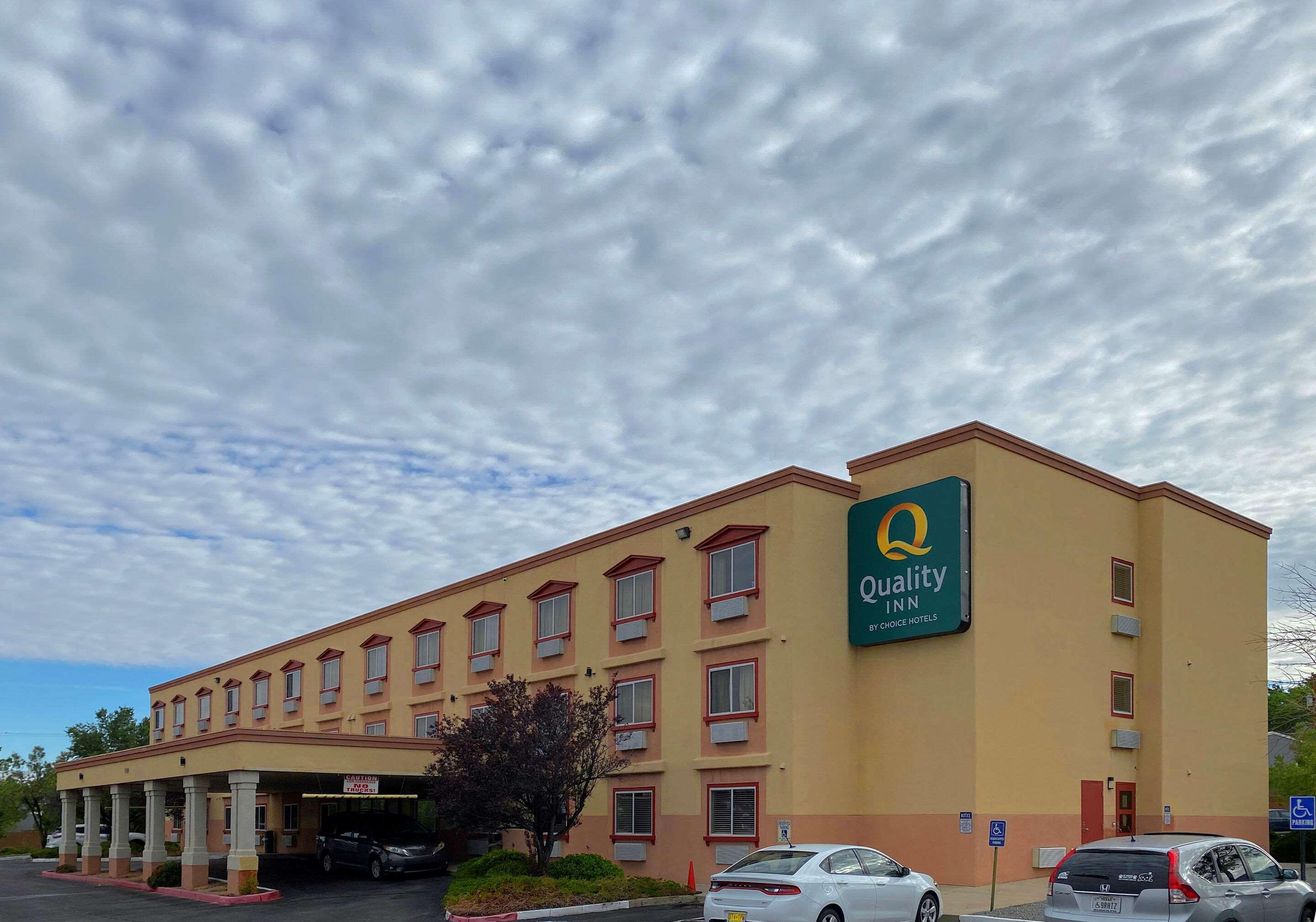 Quality Inn Albuquerque East I-40 Juan Tabo Exit Exteriér fotografie